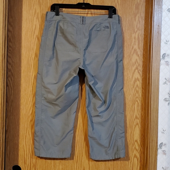 The North Face cropped stretch nylon pants size 4 - Picture 7 of 13